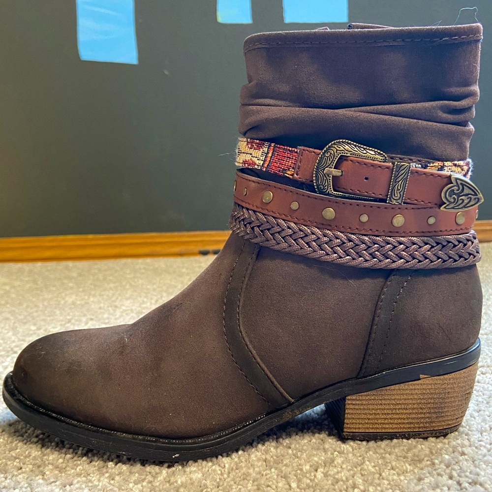Roper Western Ankle Boots
